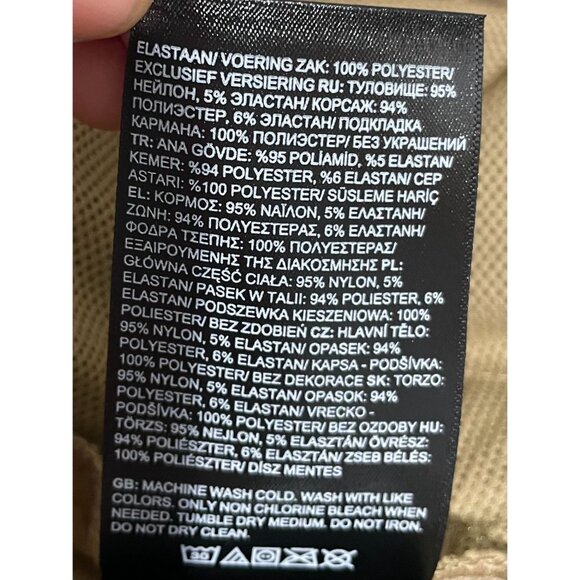 The North Face Womens Aphrodite Motion Shorts XS Kelp Tan FlashDry - Picture 9 of 15